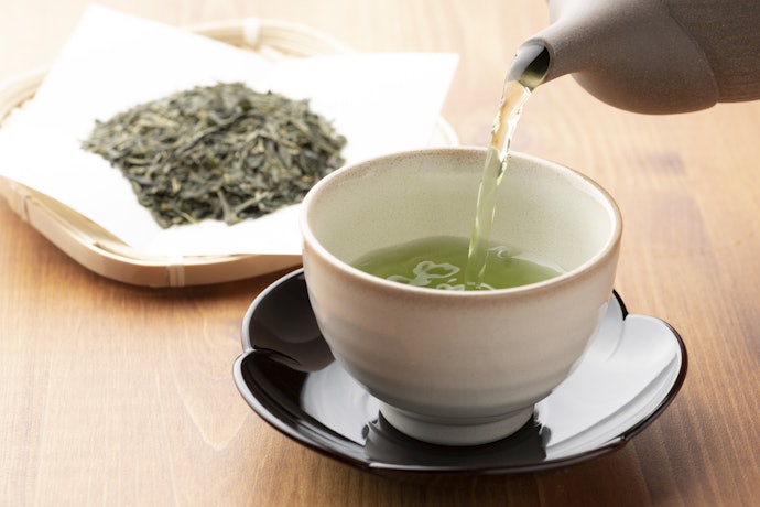 解渴解膩以碧螺春等綠茶茶款為佳