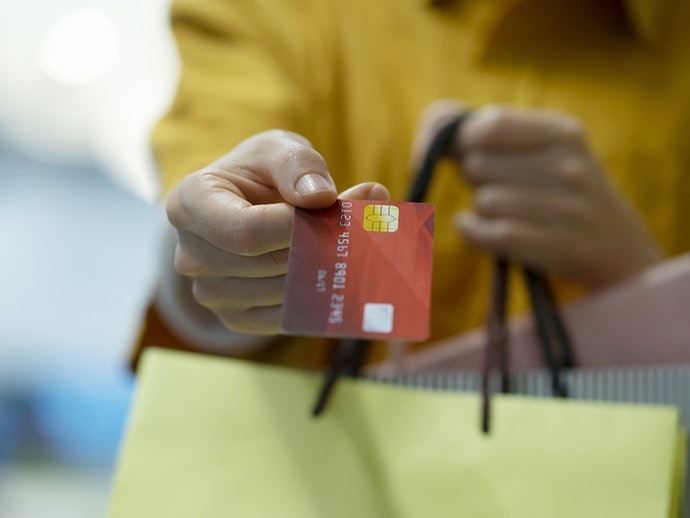 挑選高比例的回饋率,以1%以上為標準