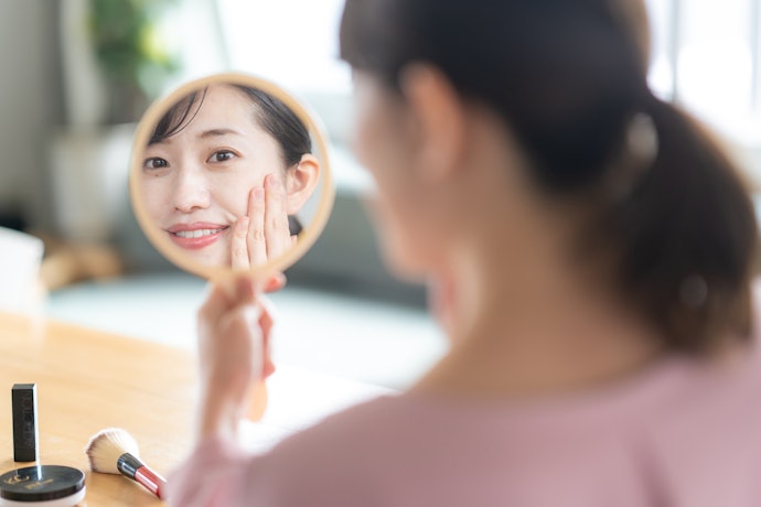 油性肌想清潔毛孔則適合添加去角質成分的款式