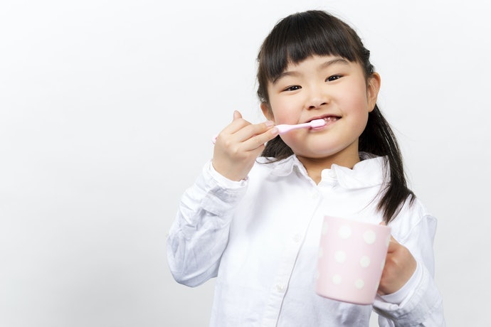 兒童請用容易掌握和不易破裂的款式