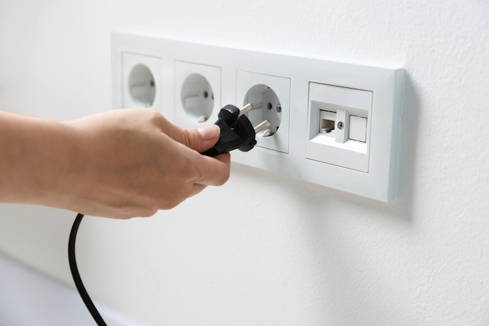 若無移動需求推薦以插電型為優先