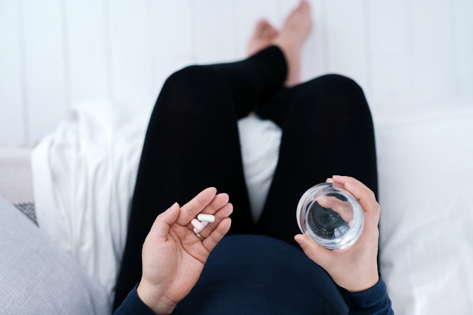 孕婦或備孕需含量600微克以上,一般成人則400微克即可