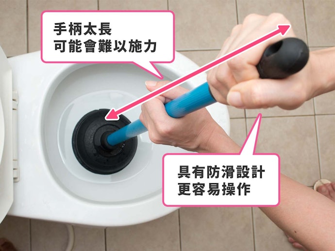手柄長度適當,且搭配有防滑頭更容易操作