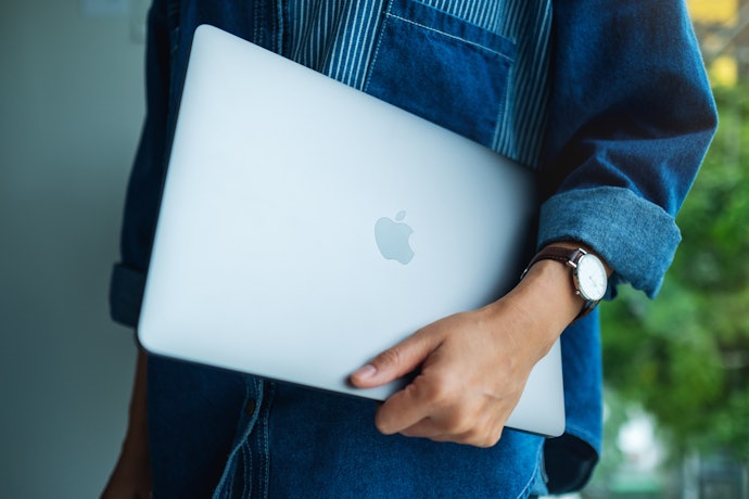 有攜帶需求選MacBook,定點使用才考慮Mac/iMac