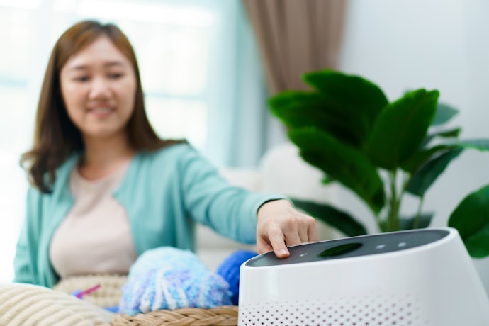 應有靜音、睡眠模式,並確認運行分貝數低於40dB