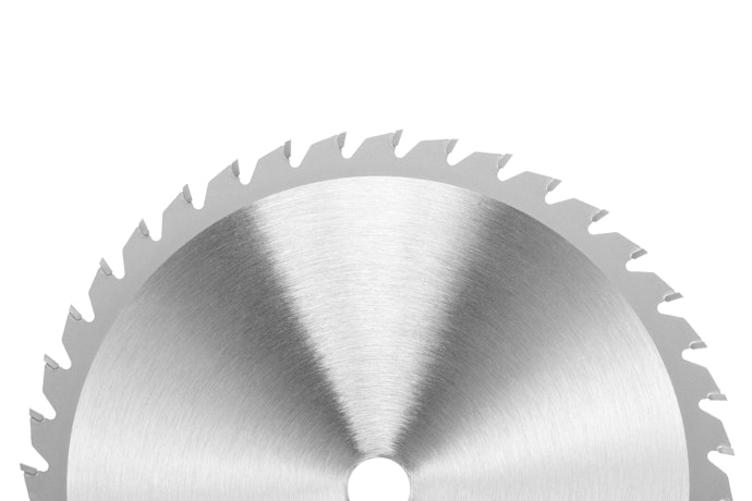 鋸片尺寸至少需147mm,能達165mm更佳