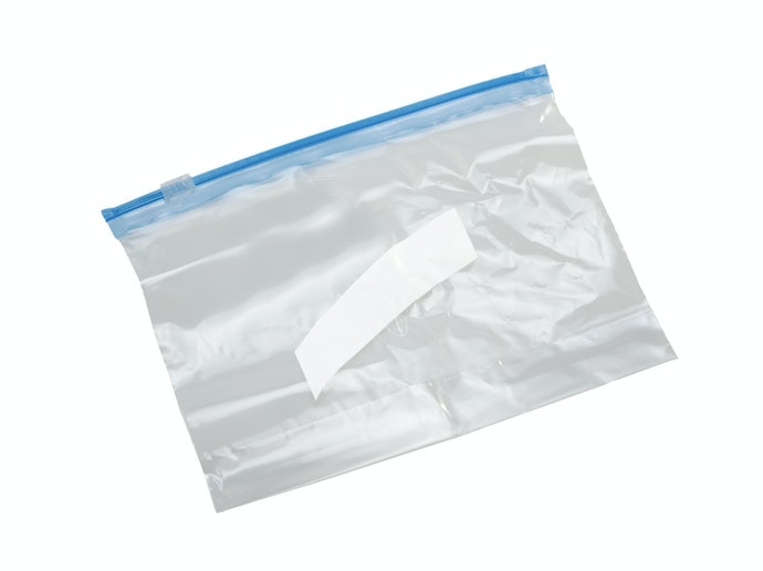 使用萬用夾鏈袋輕鬆保存