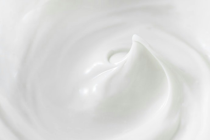 可依照季節更換乳液的清爽度與保濕能力