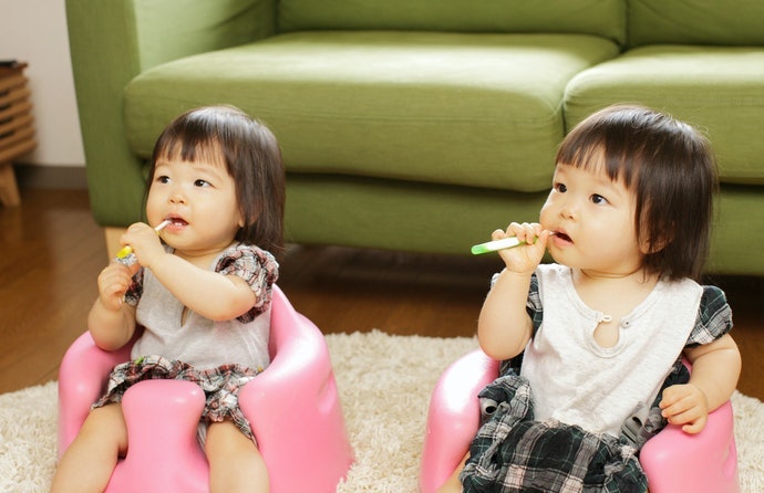 如何挑選「開始萌芽~2歲」的兒童牙刷