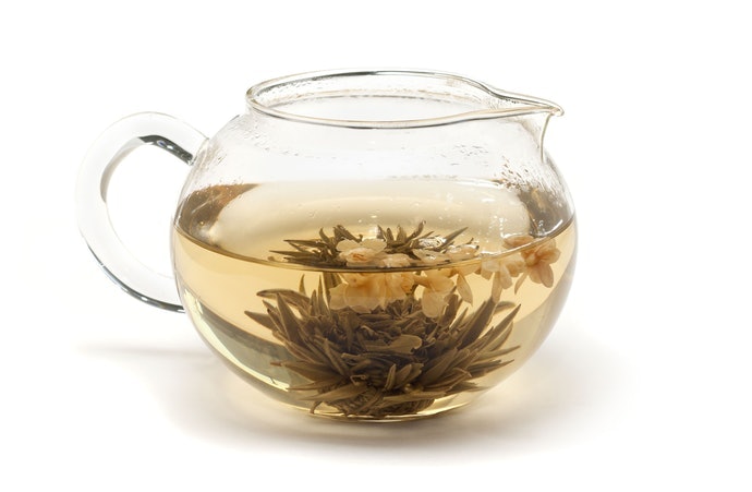 挑選茶葉或茶包
