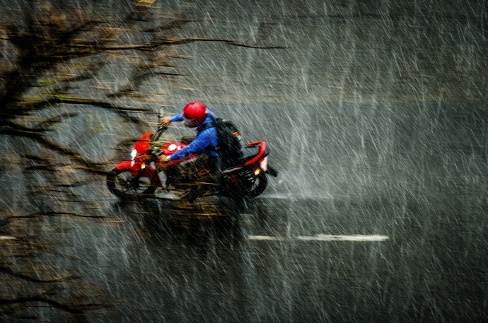 雨天可搭配雨衣或防水內裡