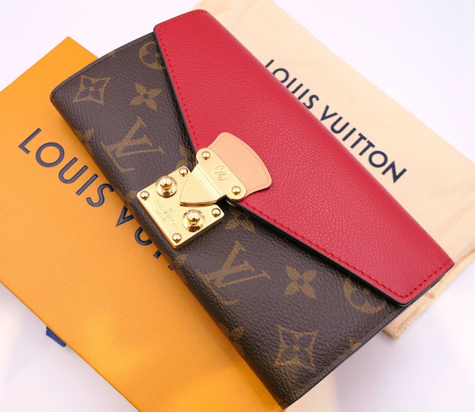 偏好時尚精品能參考Chanel、Celine、Ferragamo