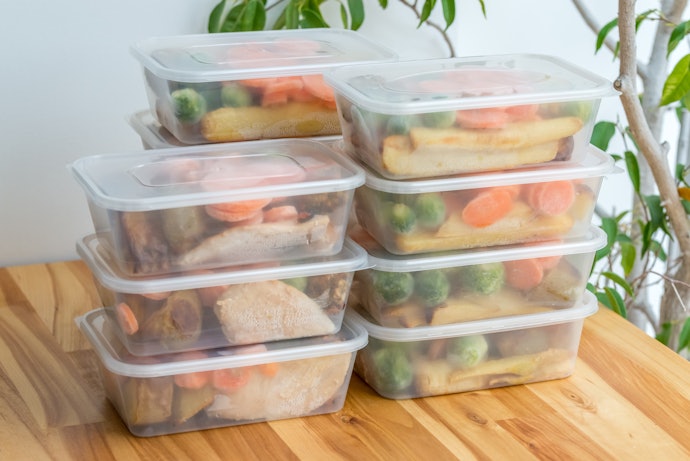 通勤攜帶首選輕巧的Tritan或食品級矽膠