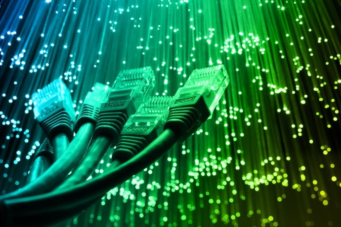 耐用度高,以工業及專業影音用途為主的「Cat.7」