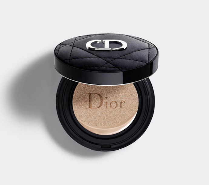 Dior迪奧:時尚精巧的外觀,帶來優雅氣息