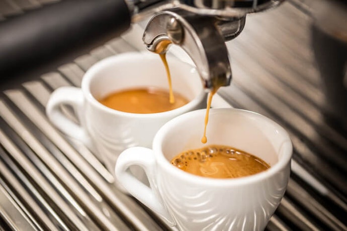專用於品嚐 Espresso,建議選擇容量小於60mL