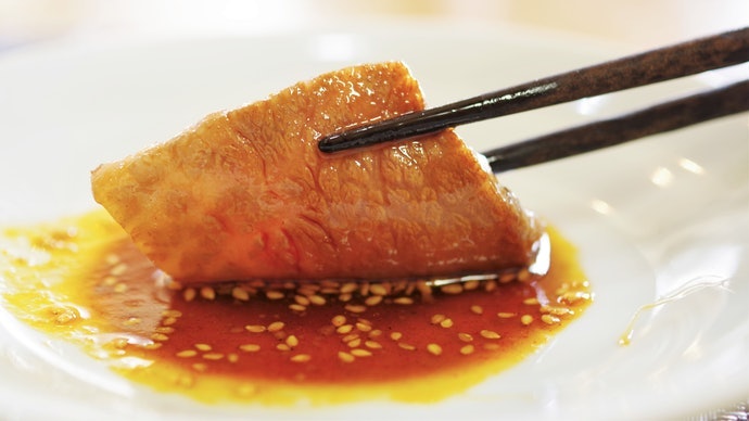作為刷醬或沾醬:讓肉品滋味更豐富