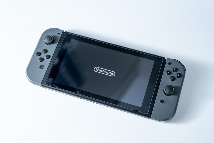 喜歡在家裡玩:挑選對應 PS4、Switch 或 PC 的遊戲