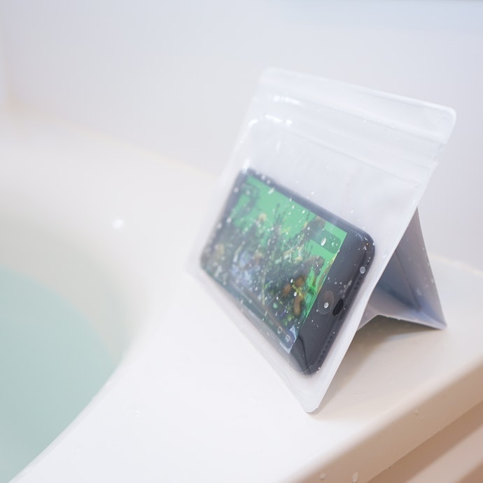 浴室:推薦簡約的款式,附上立架更方便