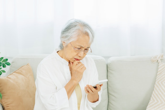鎖定6.5~6.7吋OLED螢幕,同時留意護眼功能