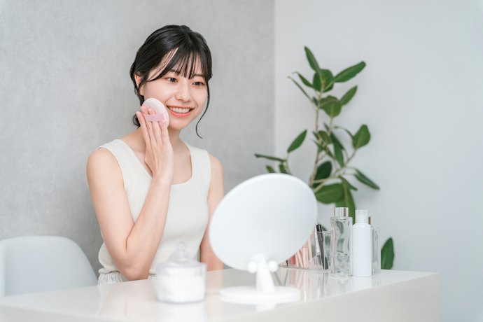 乾燥肌底妝適合氣墊型增加服貼感