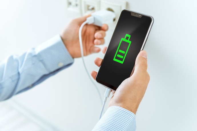 電池使用時間以12小時為佳