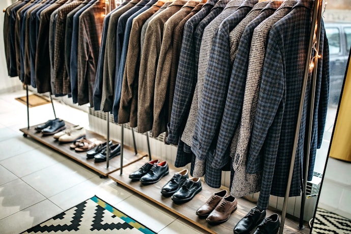 預算足夠推薦質感出色的All Saints、Massimo Dutti