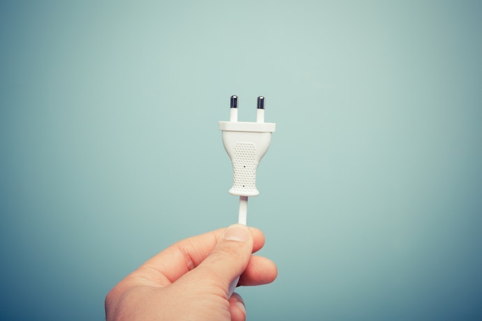 插電式:穩定供電不停止