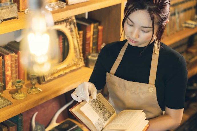 收購價格:多以書籍原價10%為基準,視狀況評估