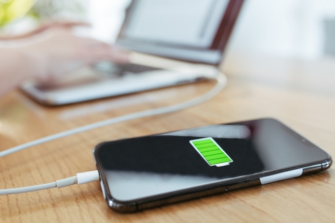 注重充電速度與安全性則以type C的接口的有線型為優先