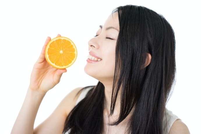 柑橘、綠茶類:有助轉換心情
