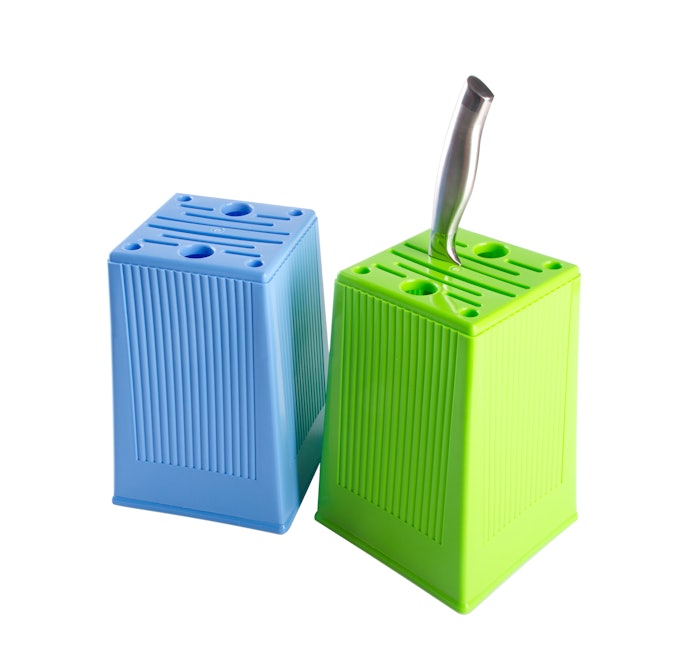 塑膠:低價好入手