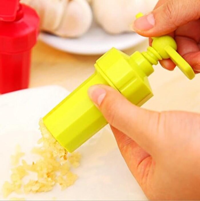 塑膠:價格便宜,外觀造型豐富多元