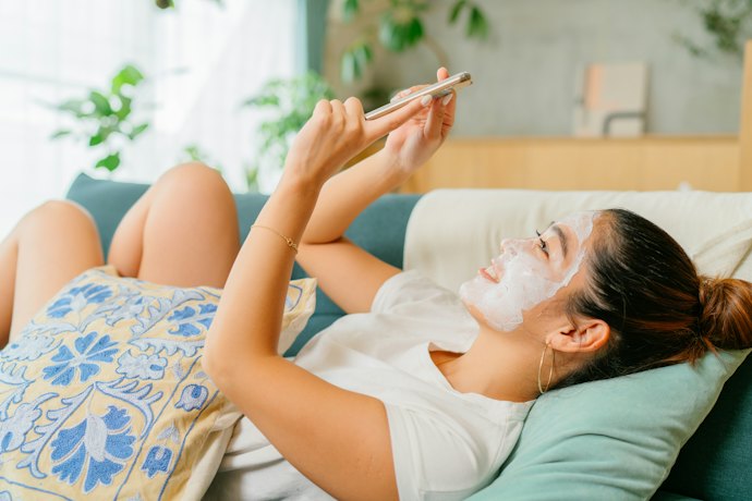 偏油性肌能用清爽的凍膜、泥膜等塗抹式