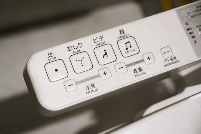 針對租屋族,選安裝簡單的一體式面板