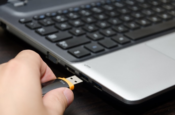 USB、SD卡對應款:插卡式的升級款
