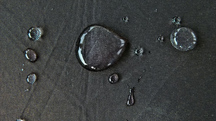 防水加工:突然下雨也不怕