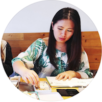 Tracy L. 紙上旅行